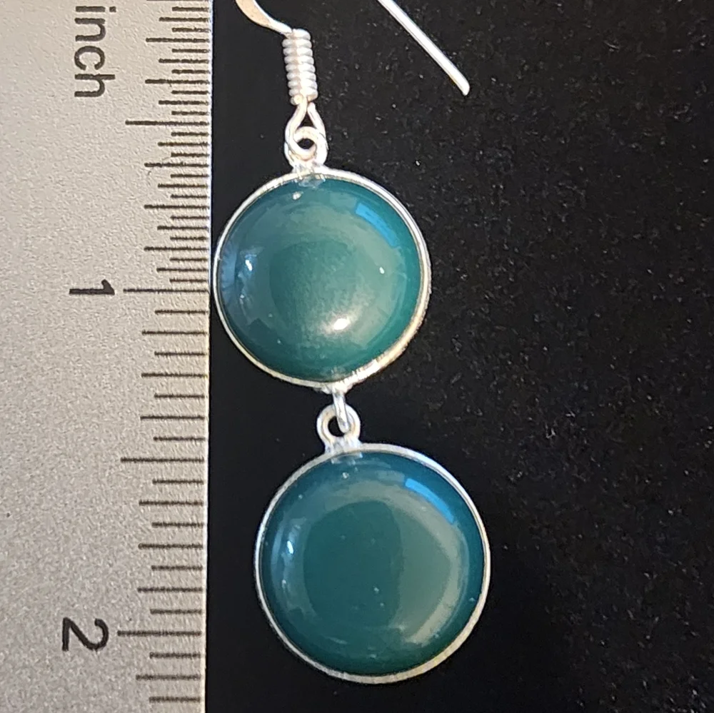 Green Onyx Earrings ♥️ - Picture 2 of 2